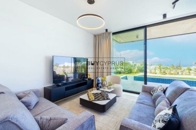 Detached Villa For Sale  in  Kissonerga