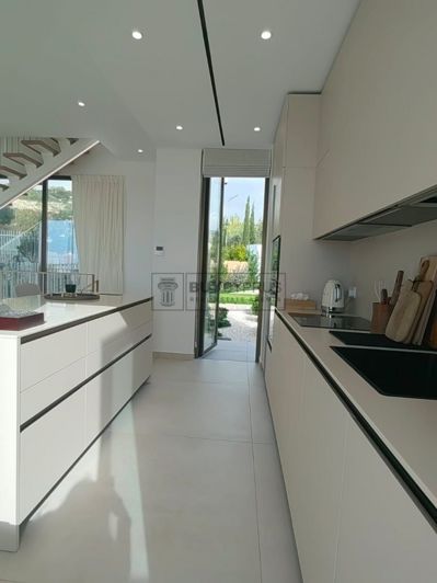 Image No.26-5 Bed Villa for sale