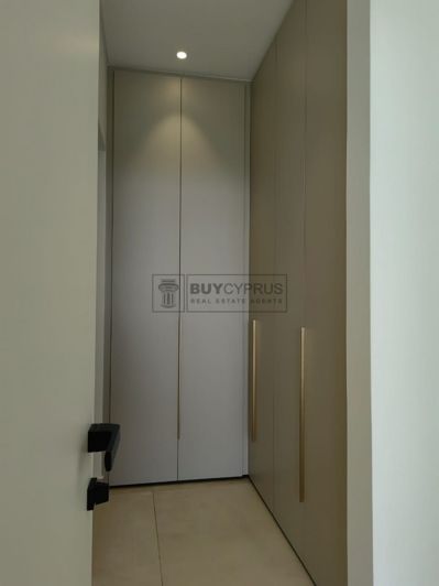 Image No.51-5 Bed Villa for sale