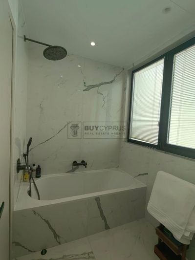 Image No.61-5 Bed Villa for sale