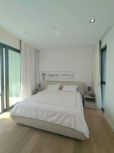 Image No.67-5 Bed Villa for sale