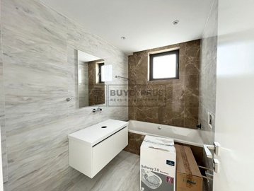 Apartment For Sale  in  Universal