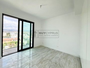 Apartment For Sale  in  Universal