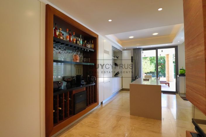 Image No.12-4 Bed Villa for sale