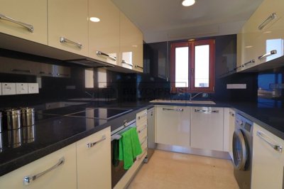 Apartment For Sale  in  Aphrodite Hills