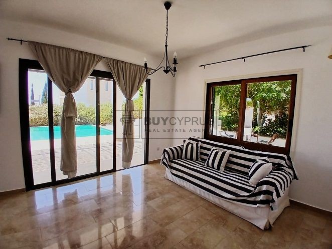 Image No.8-3 Bed Villa for sale