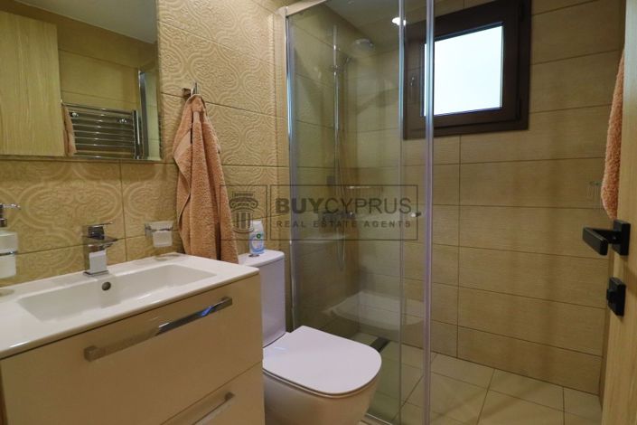 Image No.18-5 Bed Villa for sale