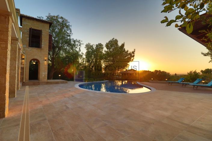 Image No.38-5 Bed Villa for sale