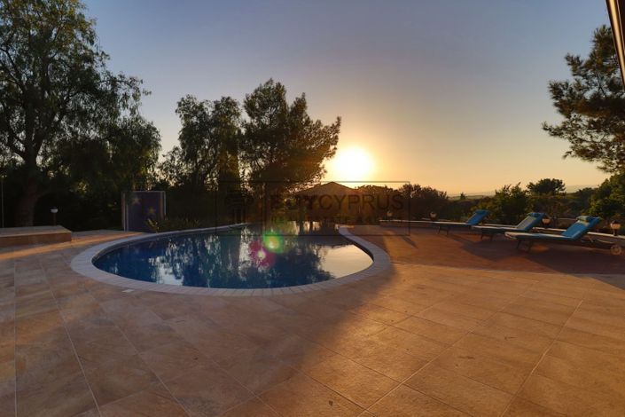 Image No.41-5 Bed Villa for sale