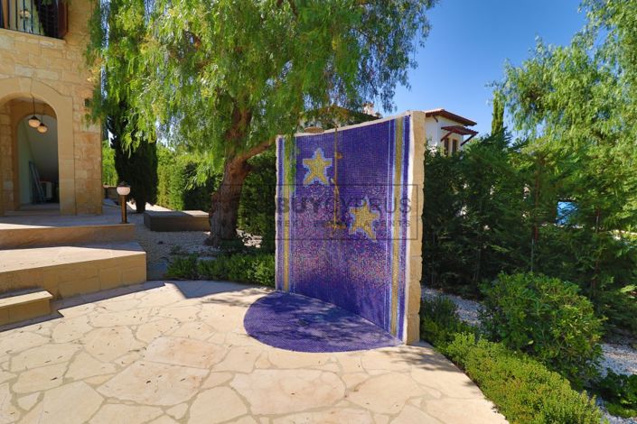 Image No.52-5 Bed Villa for sale