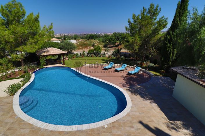 Image No.67-5 Bed Villa for sale