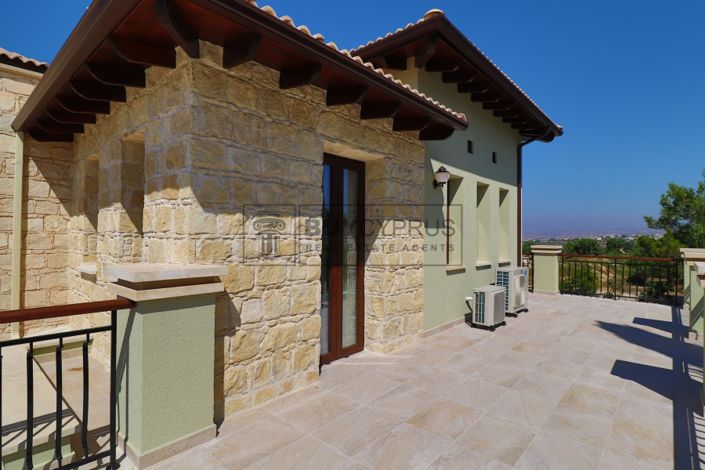 Image No.69-5 Bed Villa for sale