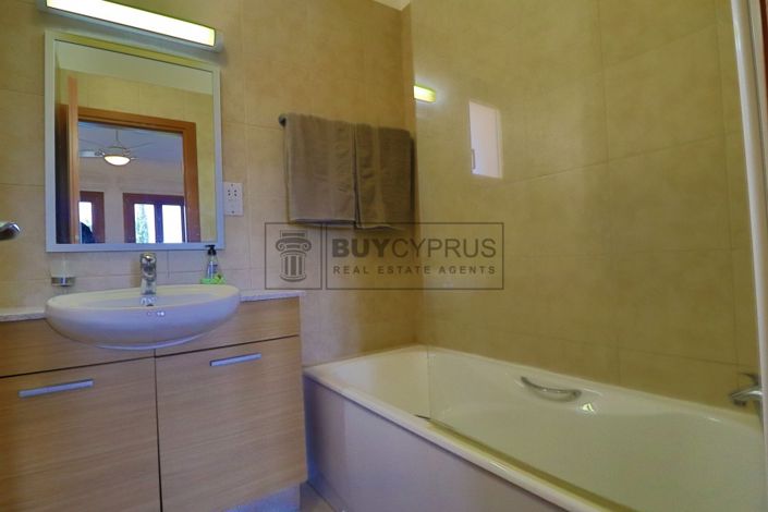 Image No.14-2 Bed Apartment for sale