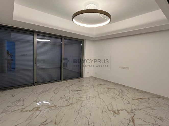 Image No.17-7 Bed Villa for sale