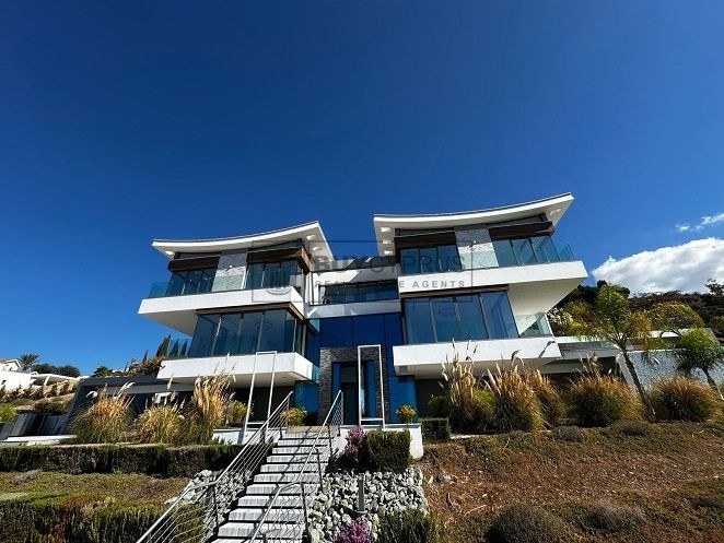 Image No.48-7 Bed Villa for sale