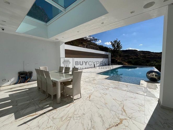 Image No.51-7 Bed Villa for sale