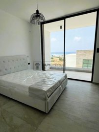 Detached Villa For Sale  in  Chlorakas