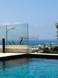 Detached Villa For Sale  in  Chlorakas