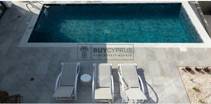 Image No.3-3 Bed Villa for sale