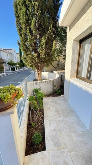 Image No.20-2 Bed Villa for sale