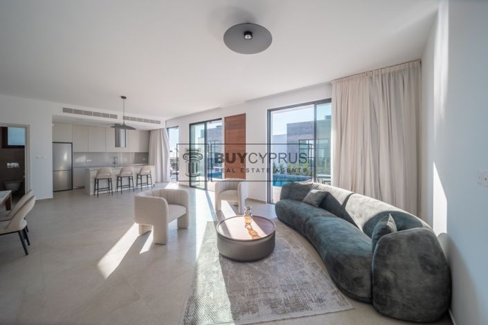 Image No.6-3 Bed Villa for sale