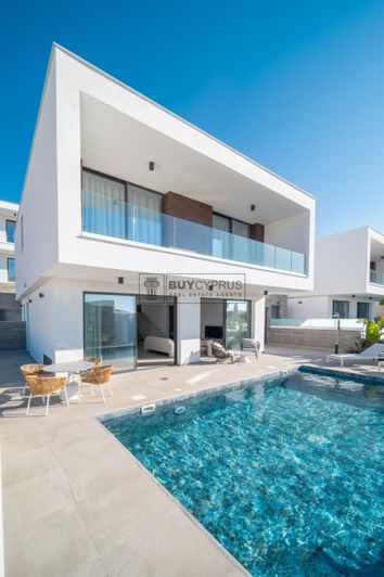 Image No.2-3 Bed Villa for sale