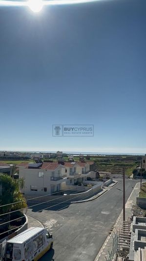 Image No.2-3 Bed Villa for sale