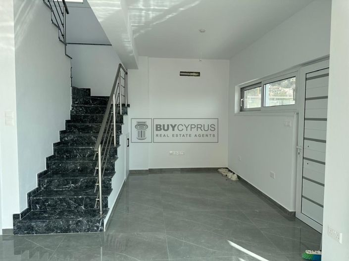 Image No.12-3 Bed Villa for sale