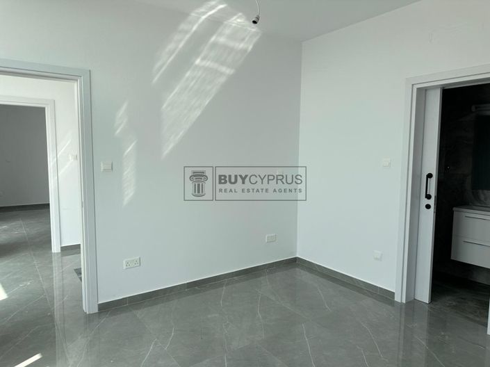 Image No.23-3 Bed Villa for sale