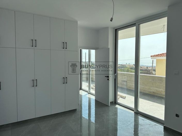 Image No.7-3 Bed Villa for sale