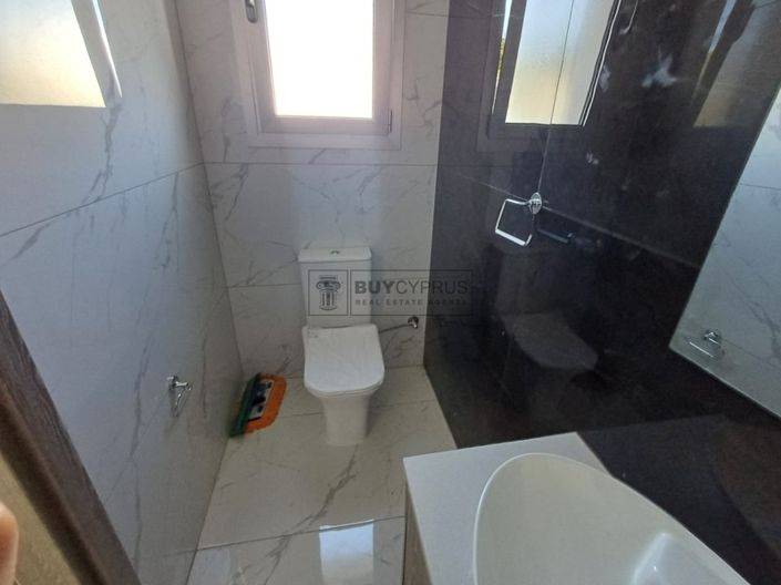 Image No.22-2 Bed Apartment for sale