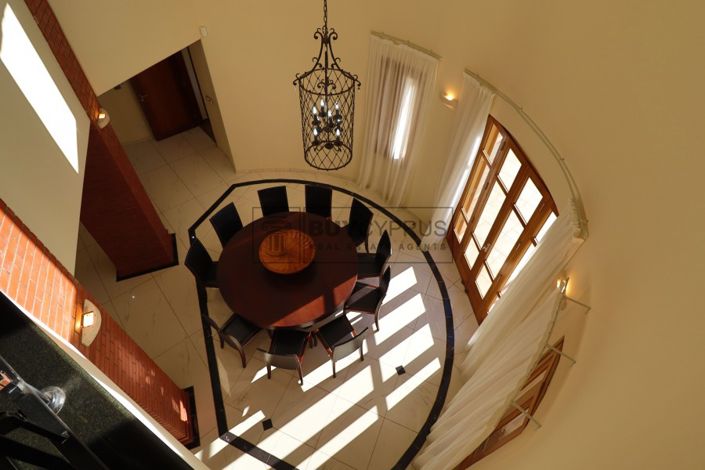 Image No.10-5 Bed Villa for sale