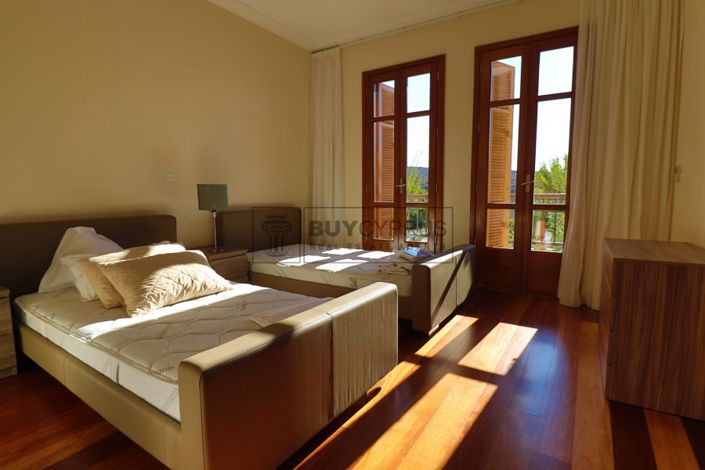 Image No.13-5 Bed Villa for sale