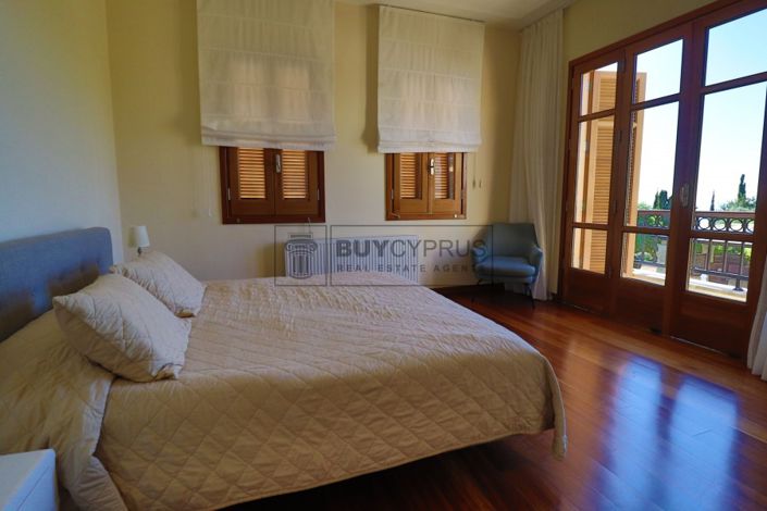 Image No.16-5 Bed Villa for sale