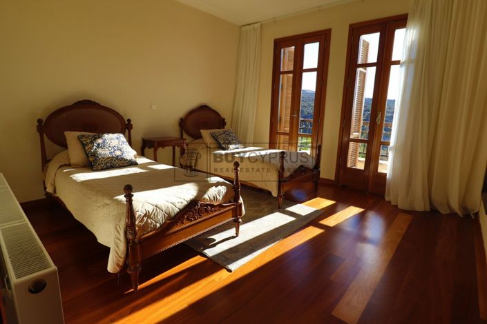 Image No.19-5 Bed Villa for sale