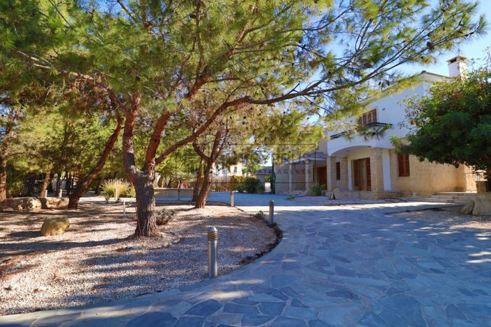 Image No.36-5 Bed Villa for sale