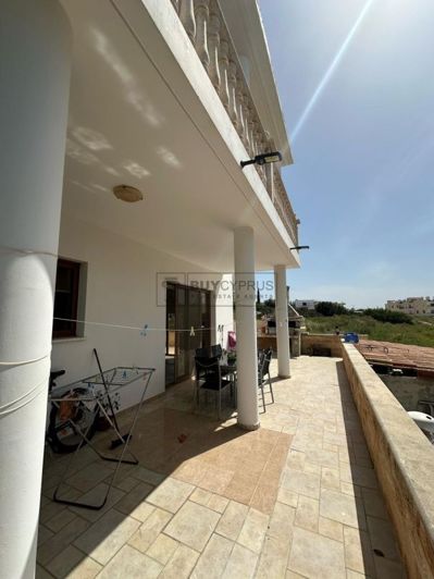 Image No.10-4 Bed Villa for sale