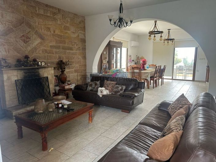 Image No.4-4 Bed Villa for sale