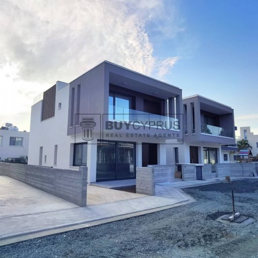 Image No.1-3 Bed Villa for sale