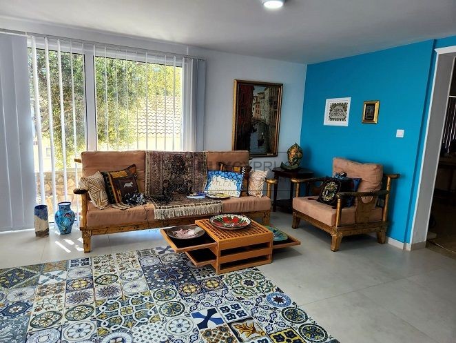 Image No.10-5 Bed Villa for sale