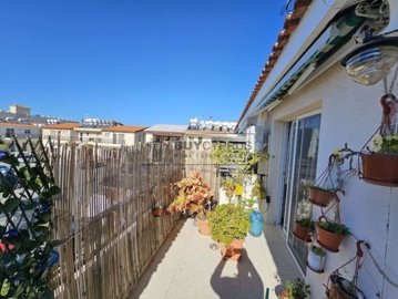 Apartment For Sale  in  Tombs of the Kings