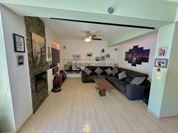 Town House For Sale  in  Kissonerga