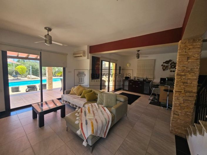 Image No.3-4 Bed Villa for sale