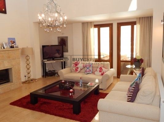 Image No.6-5 Bed Villa for sale