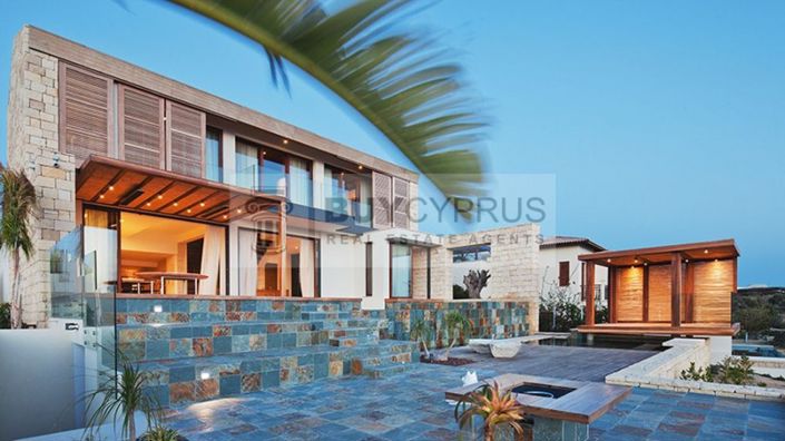 Image No.1-5 Bed Villa for sale