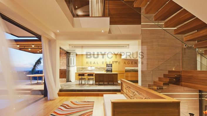 Image No.9-5 Bed Villa for sale