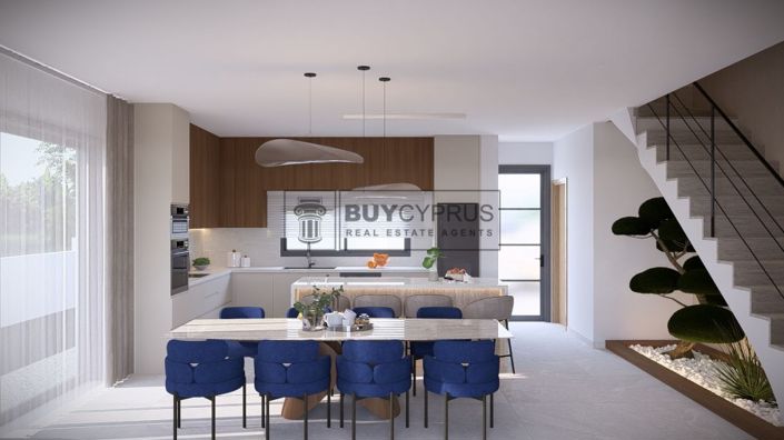 Image No.8-3 Bed Property for sale