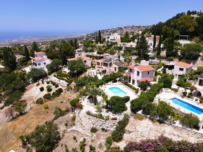 Image No.5-3 Bed Villa for sale