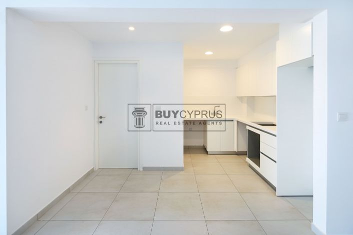 Image No.5-2 Bed Townhouse for sale