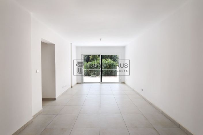 Image No.8-2 Bed Townhouse for sale